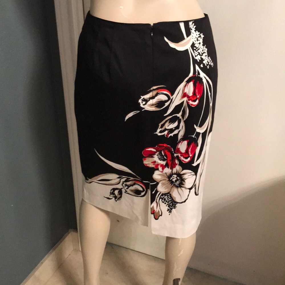 Skirt - Picture 3 of 6